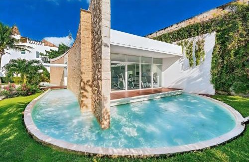 Gonzalo Guerrero Apartment | Luxury Duplex -4 pers- 2mn beach&5th Av, Pool, Gym