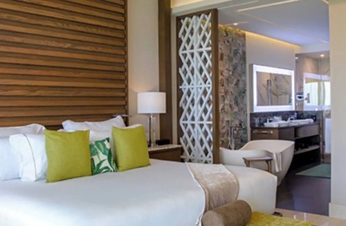 Cancun Hotel | Luxury Garza Blanca Studio | Priced Far Below Resort Rates
