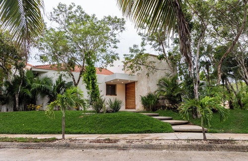 Xpu-Ha House | Luxury house with private cenote and cave