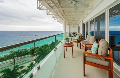 Cozumel Condo | LUXURY PENTHOUSE CONDO WITH NEW FURNITURE! AMAZING SEA VIEW, POOL & TENNIS