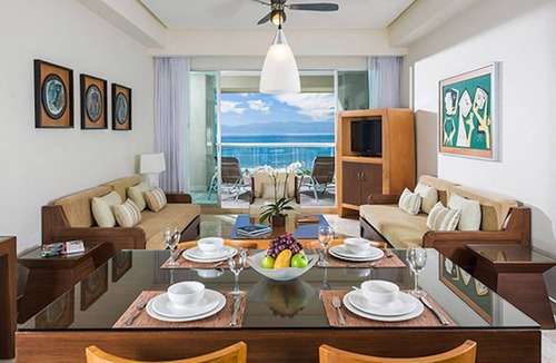 Ejidal Hotel | Luxury Resort Suite - With Private Plunge Pool!