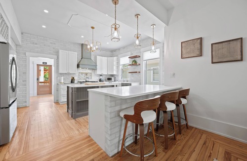 Downtown Historic District House | Luxury Retreat Downtown Pool Spa Sleeps 14