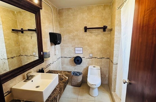 Zona Hotelera Hotel | Mía Tulum Beachfront Resort - Ocean View Suites and Beach Club