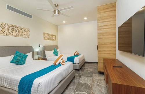 Zazil-ha Apartment | Magnificent Seafront Flat