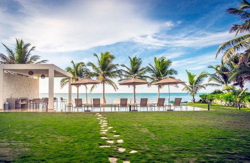 Soliman Bay Apartment | MANTA RAYA - Luxury Beachfront Condo & Daily Cleaning