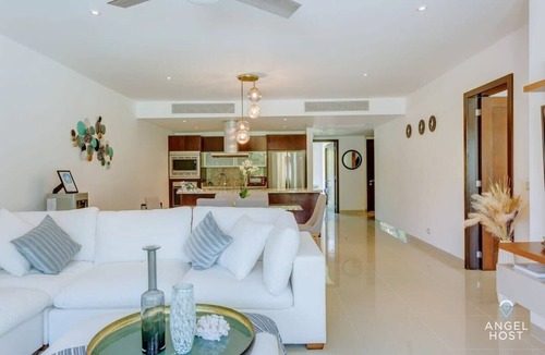 Puerto Juarez Condo | Mareazul Beach Stay | Private Pool | Gym | Patio
