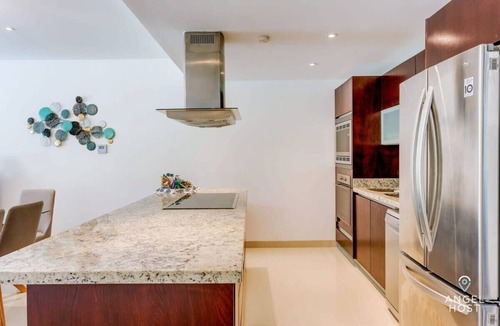 Puerto Juarez Condo | Mareazul Beach Stay | Private Pool | Gym | Patio