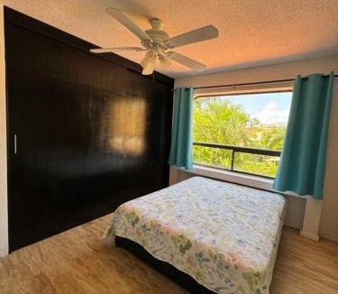 Zona Hotelera House | Master Suite In Beach House Pok