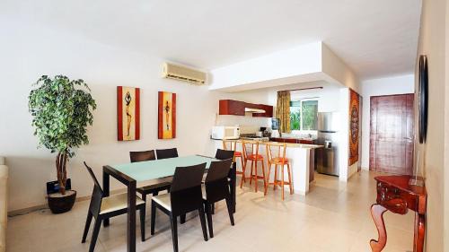 Zazil-ha Apartment | Meridian 107 condo