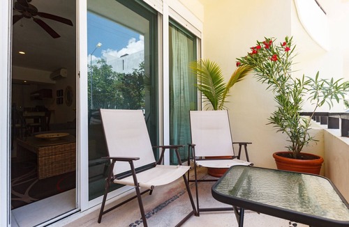 Zazil-ha Condo | Meridian Beach Condo, 200m from beach and 5th avenue, Wifi