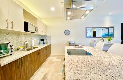 Centro Apartment | Modern 2-Bedroom, 2-Bath Apartment in the Heart of Playa del Carmen- Arenis Condos