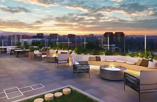 Zona 10 Apartment | Modern Apartment in Zone 10 | 10 Minutes from the Airport