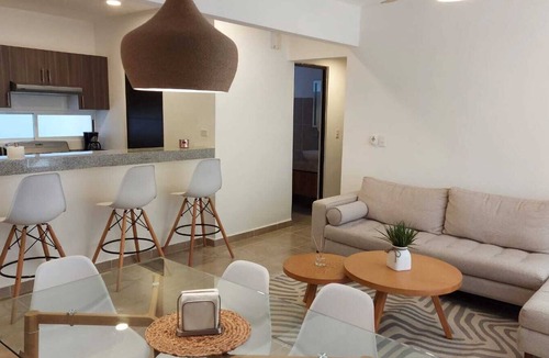 Jacinto Pat Apartment | Modern Apartment in Cancun! Family condo with pool