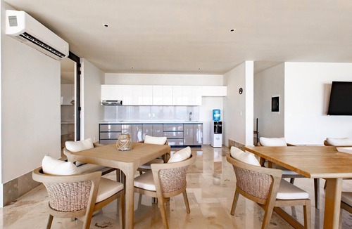 Puerto Morelos Condo | Modern Studio w/Two Pools and Hot Tub!