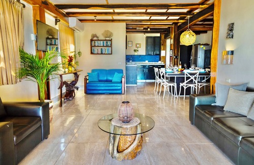 Playa del Secreto Villa | Beachfront 3 Bdrs. Sleeps 7, Staff on site, Chef, kayaks, private beach