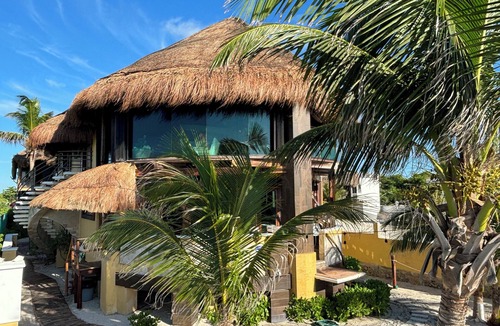 Playa del Secreto Villa | Beachfront 3 Bdrs. Sleeps 7, Staff on site, Chef, kayaks, private beach