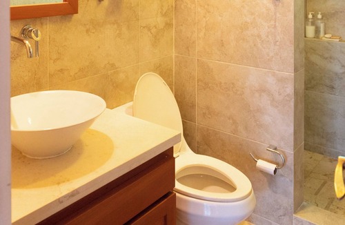 Playacar Fase I House | 1 min walk to beach, ocean views, Mayan ruins, private pool— paradise awaits!