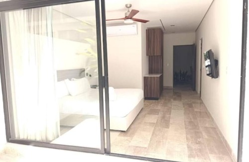 Zama Apartment | MYA Studio w/jacuzzi s/cocina