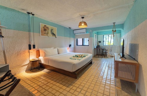 Punta Cancun Hostel | Nílu Cancun Zona Hotelera by Selina