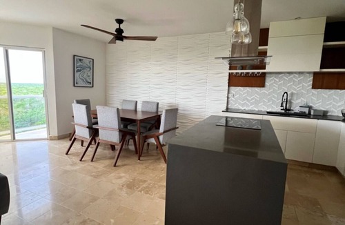 Zona Hotelera Norte Apartment | Navima - Cozy 2Br Apartment w/ocean access & snorkel spot