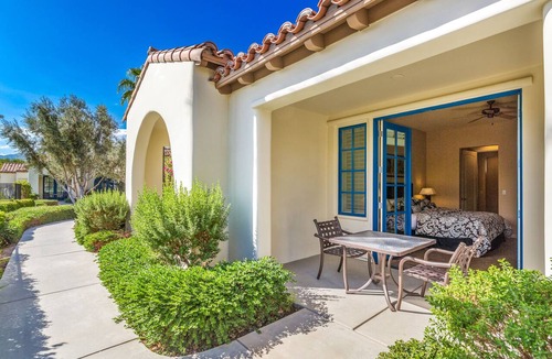 La Quinta Condo | Near Pool! Deluxe King Casita, Pet Friendly! - (C72)