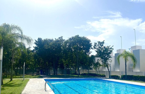 Puerto Juarez House | New 3 floor house Frontemare 3BR Wifi Park Pool