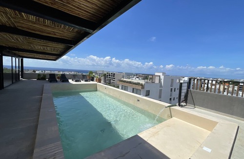 Luis Donaldo Colosio Condo | New Luxury Condo in Playa Del Carmen! Off 5th Ave and short walk to the beach!