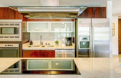 Puerto Juarez Condo | NEW! Private Pool, Spa Tub, Resort Pool, Food, Gym