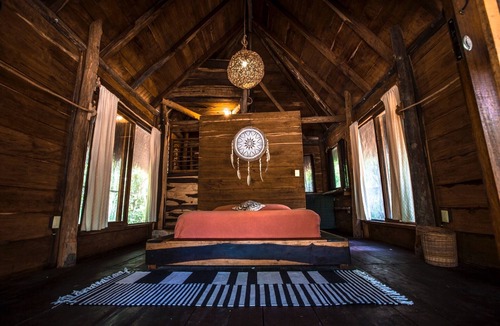 Macario Gomez Bed & Breakfast | Nice wood cabin in the Mayan jungle