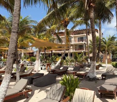 Mahahual Hotel | Noah Beach Hotel & Suites