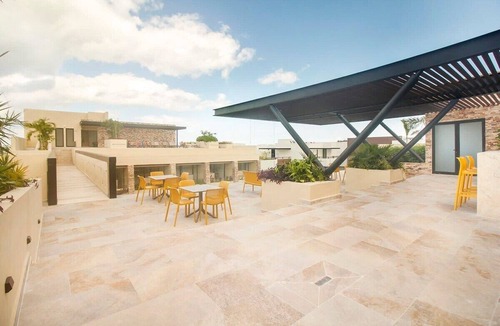 Centro Condo | Oasis Studio w/Gym, Rooftop Pool, and City Views