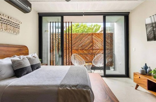 Luis Donaldo Colosio Apartment | Ocean Boutique Condos