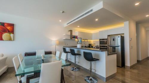 Downtown Apartment | Oceana 422 Playa del Carmen Condo
