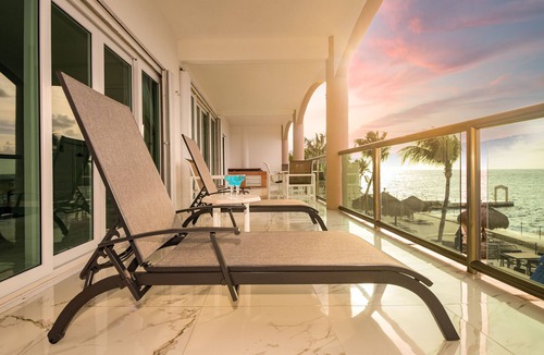 Colonia Andres Condo | Oceanfront Condo w/Terrace, Pool at El Cantil 3CS