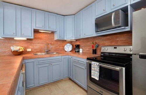 Zona Hotelera Norte Condo | Oceanfront, 3Bdr Living, Gorgeous Sunsets, Great Snorkeling, North Shore of Town