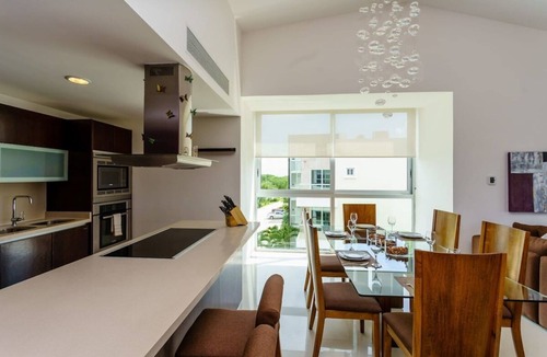 Puerto Juarez Condo | Oceanfront Condo w/Spa Tub & Resort Pool Access