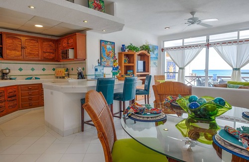 Akumal Condo | Oceanfront Condo with Artful Décor, Pool & Balconies