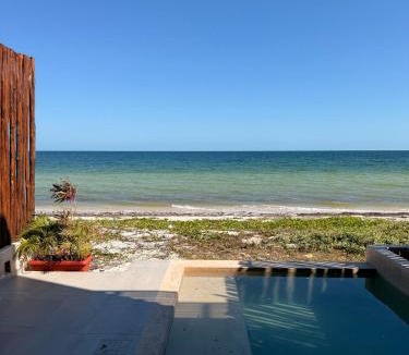 Telchac Puerto Villa | Oceanfront Paradise Family Friendly