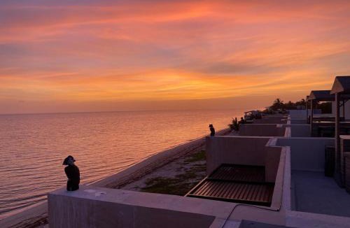 Telchac Puerto Villa | Oceanfront Paradise Family Friendly