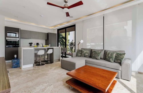 Zazil-ha Condo | Oceanview Rooftop Pool & Beach Club Access
