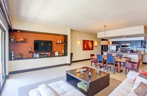 Downtown Condo | Oceanview Rooftop Private Pool, Steps to Mamitas