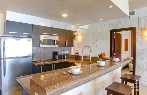 Downtown Condo | Oceanview Rooftop Private Pool, Steps to Mamitas