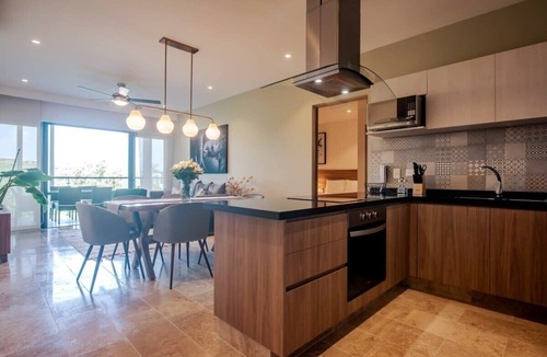 Zazil-ha Condo | Oceanview Roof Pool Condo, Gym & Near 5th Ave!
