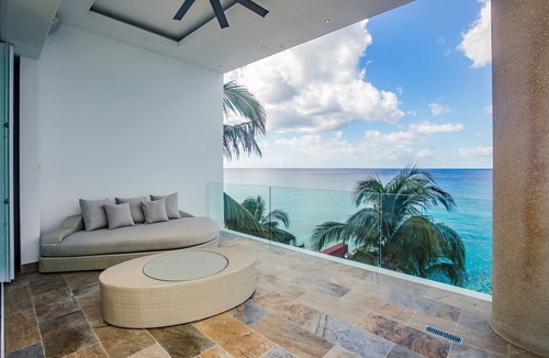 San Miguel House | Olympus Home - Luxury Oceanfront House w/Private Pier + Pool