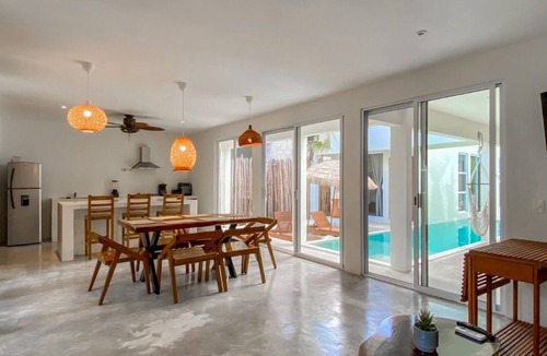 Chemuyil House | One Bedroom Villa 10 min to the beach with a private pool!