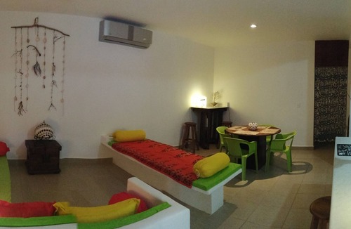 Puerto Morelos House | One Floor House Security 24/7