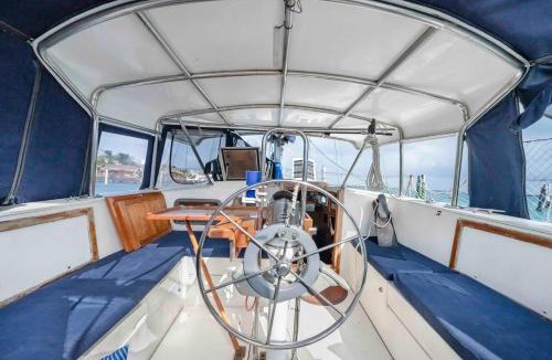 Puerto Aventuras Boat Rental | Only you onboard - Walk to beach & downtown