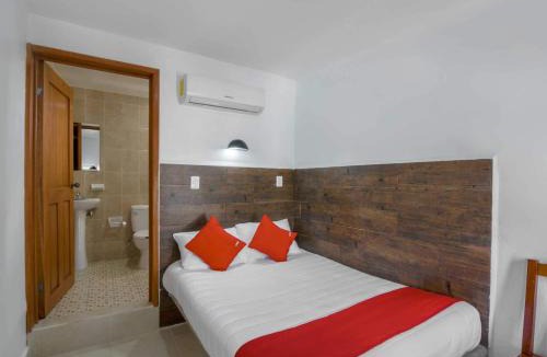 Francisco Uh May Hotel | OYO Hotel Palma Real