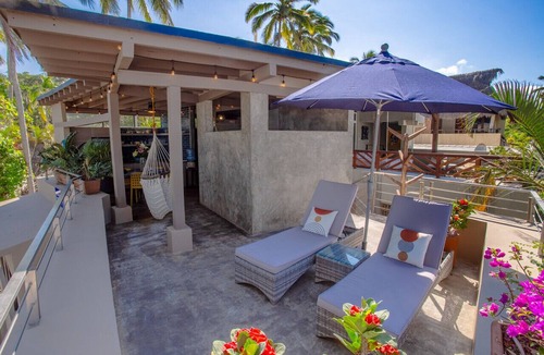 North End Villa | Palmar Penthouse · Casa Palmar 1 BR Oceanfront Penthouse Suite