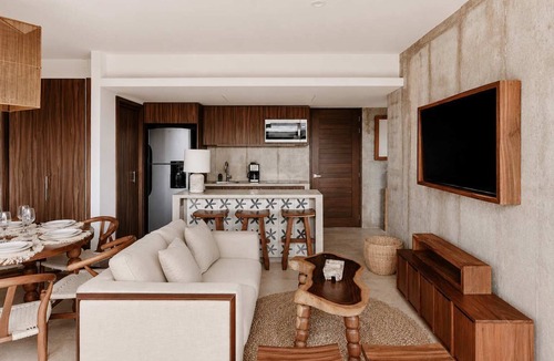 Tulum Apartment | Paradise Penthouse | Cenote, Rooftop Pool & Sauna
